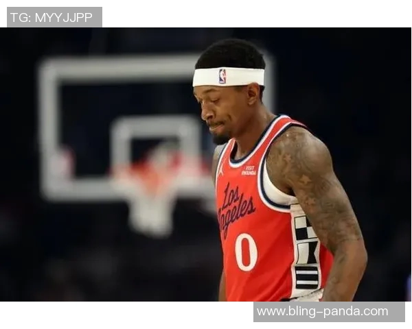 比尔选择球员选项下赛季预计继续效力快船队