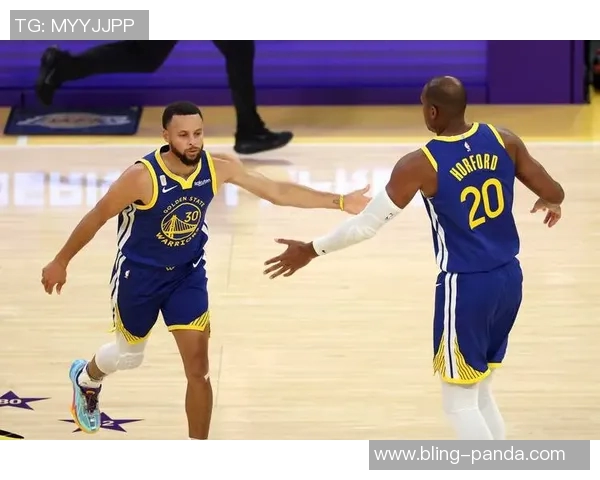 科尔谈库里三分表现称即使出手糟糕也能保持高命中率